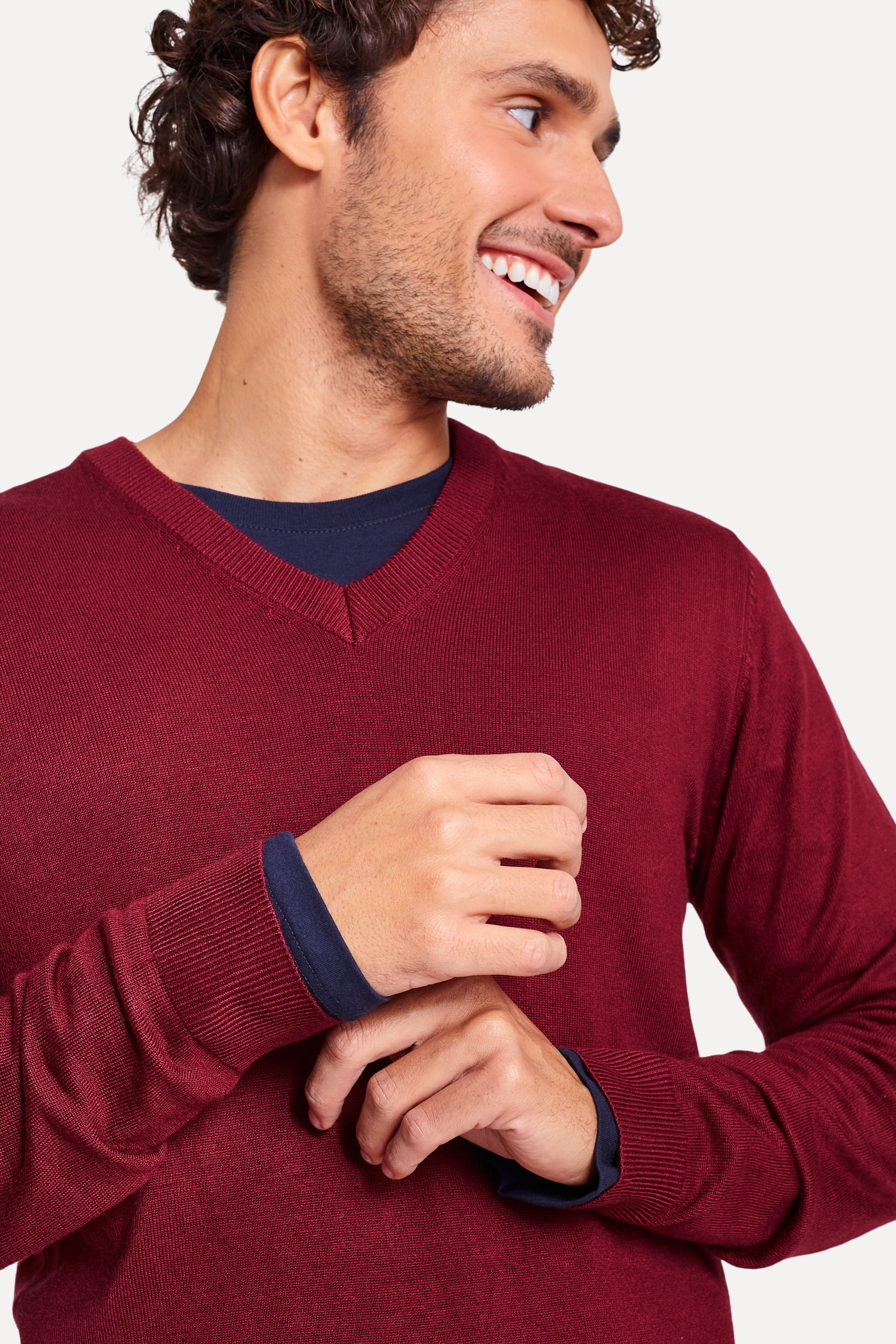 Tricot-Basico-Decote-V-Bordeaux-Vinho-G-02