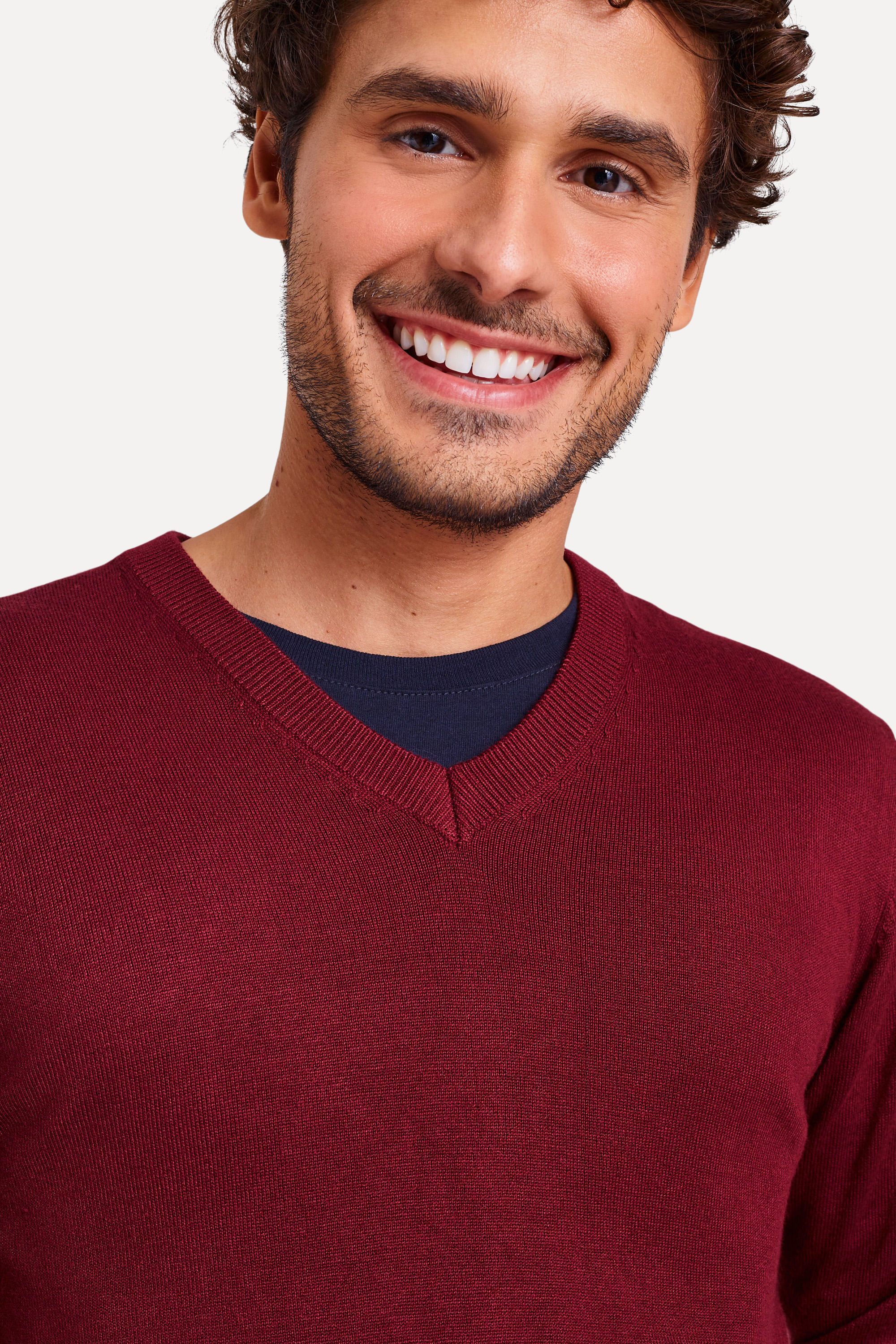Tricot-Basico-Decote-V-Bordeaux-Vinho-G-03