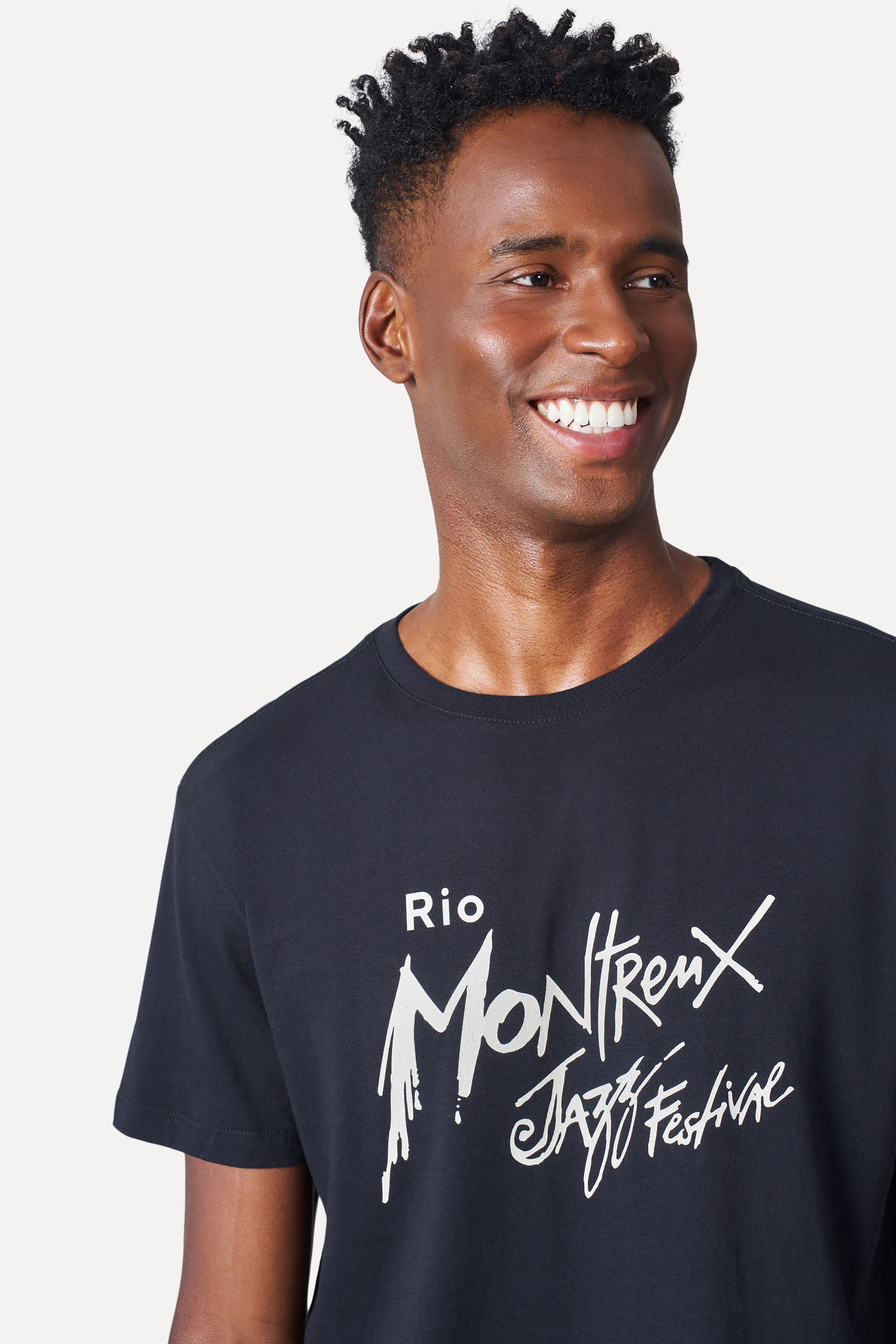 Camiseta-Montreux-Preta-PP-02