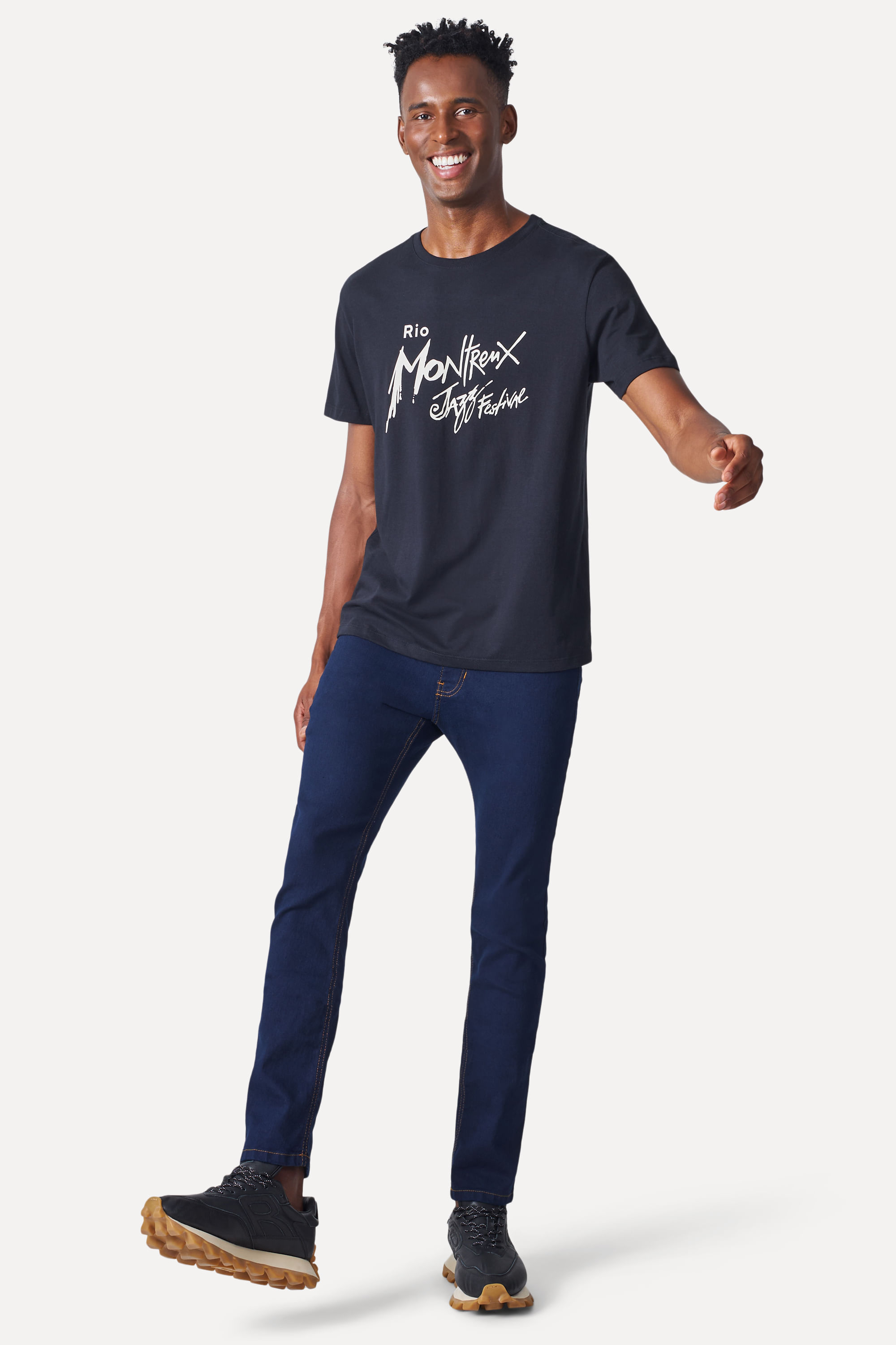 Camiseta-Montreux-Preta-PP-03