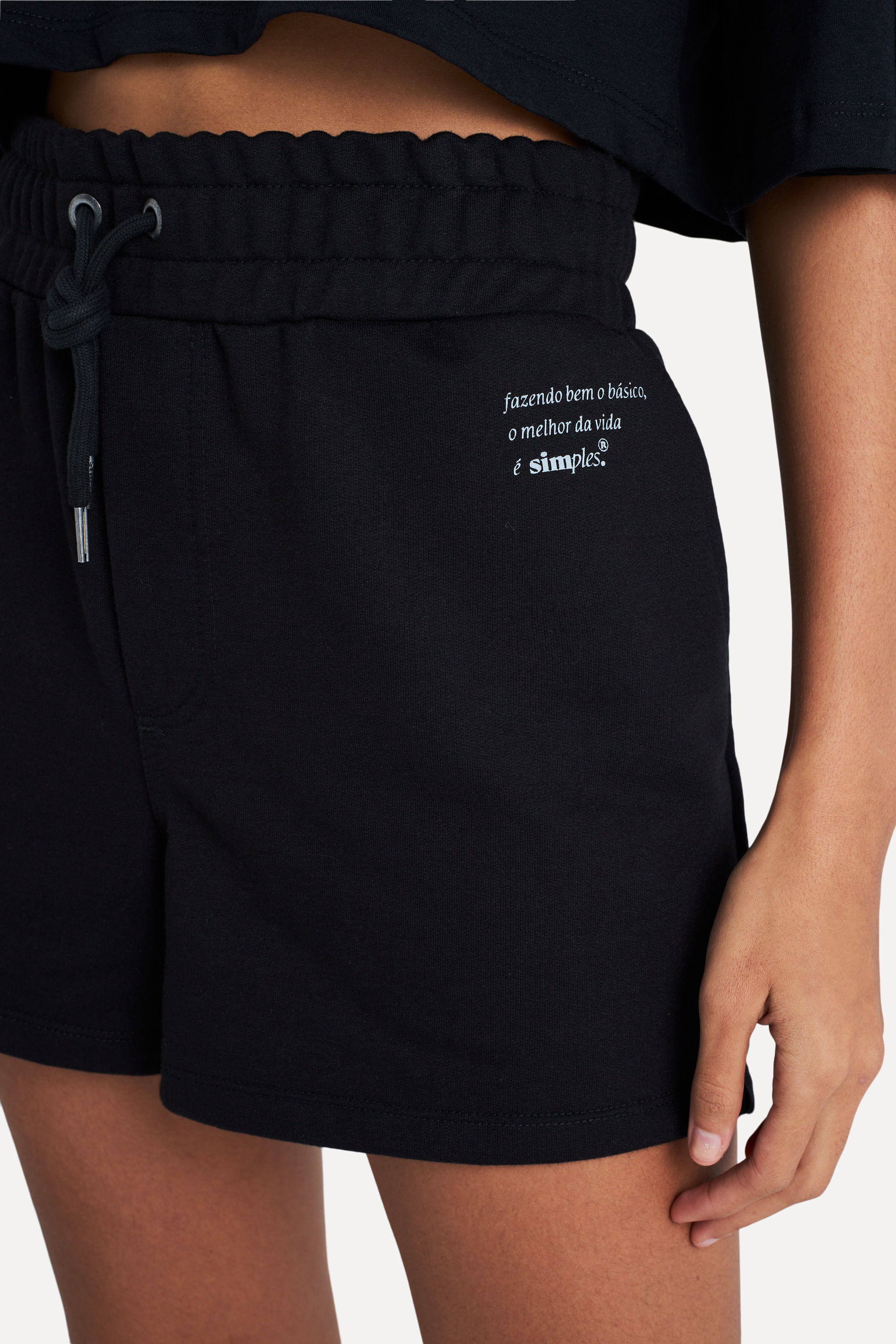 Short-Moletom-Preto-G-02