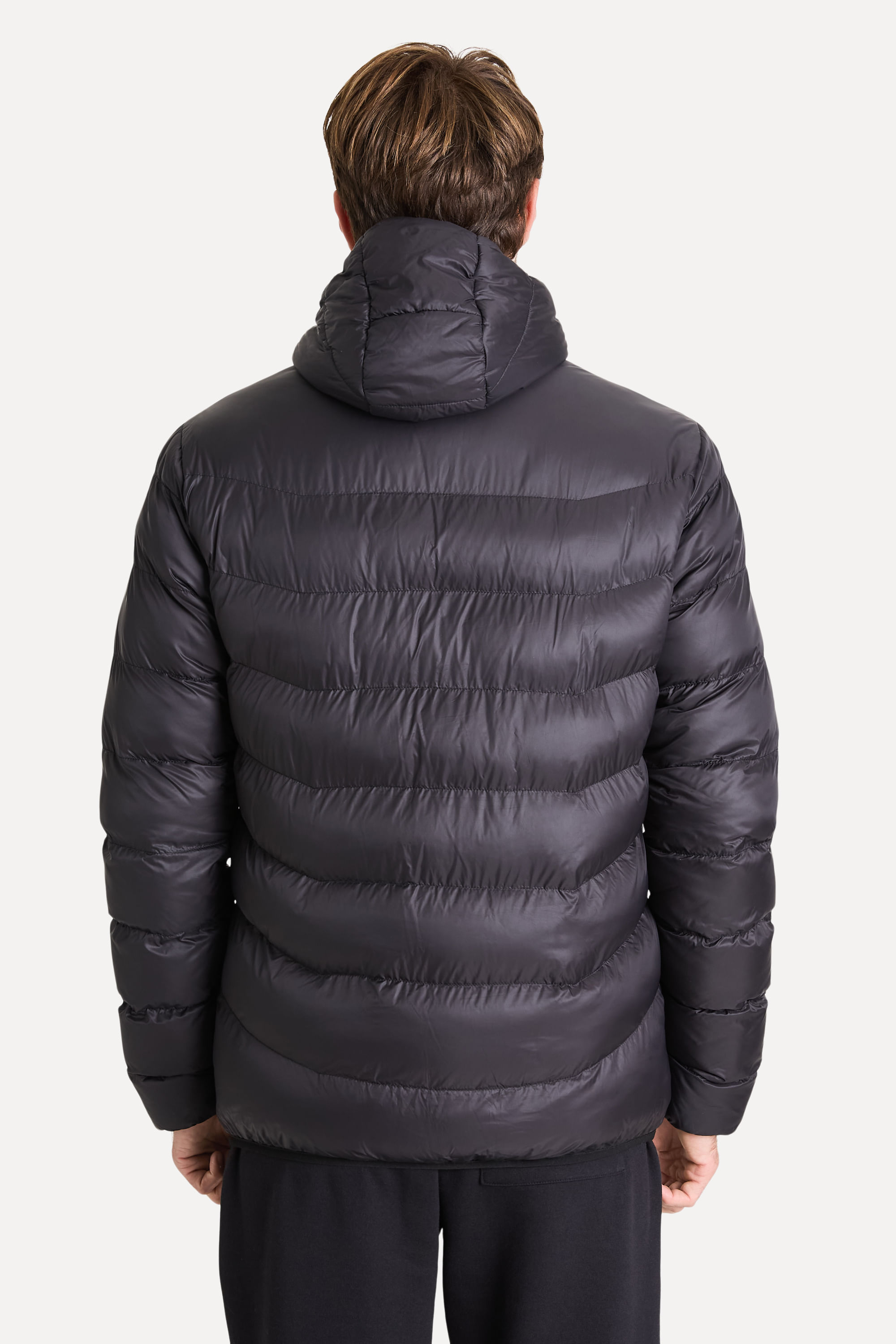 Jaqueta-Puffer-Simples-Preta-M-03