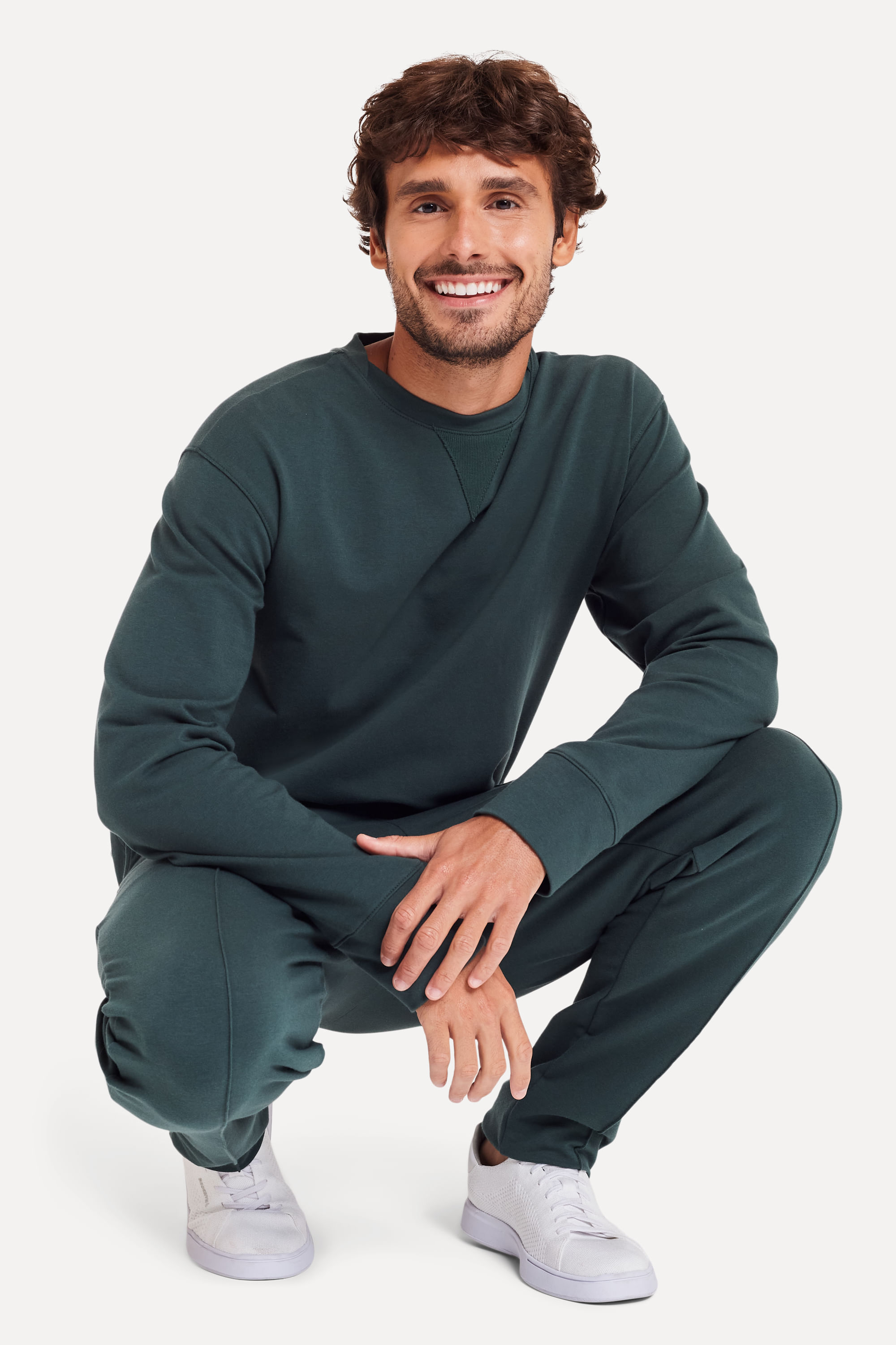 Sueter-Basico-Masculino-Simples---Verde-Musgo-P-05