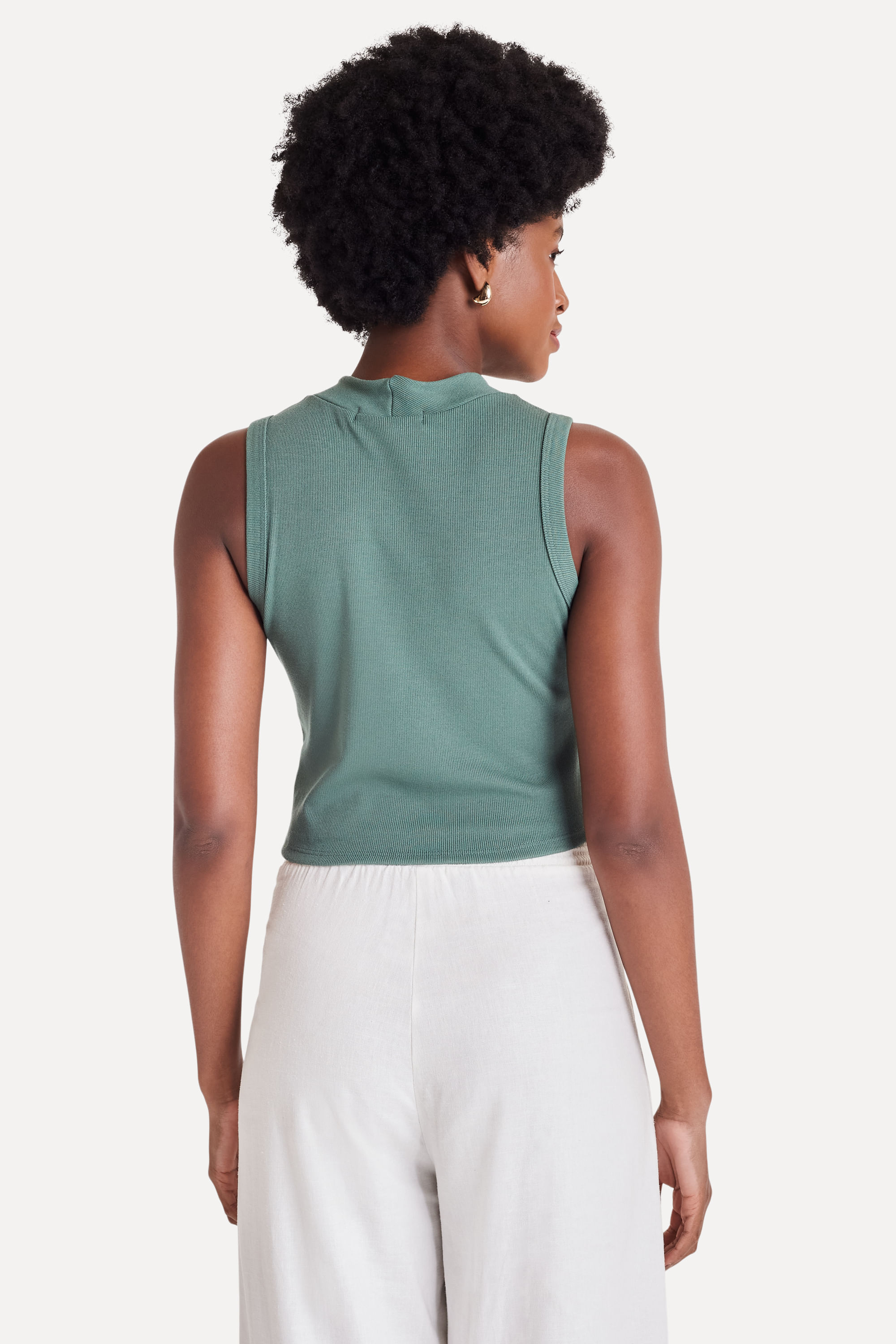 Regata-Nadador-Feminina-em-Malha-Rib-com-Gola-Alta-Verde-Musgo-GGG-03