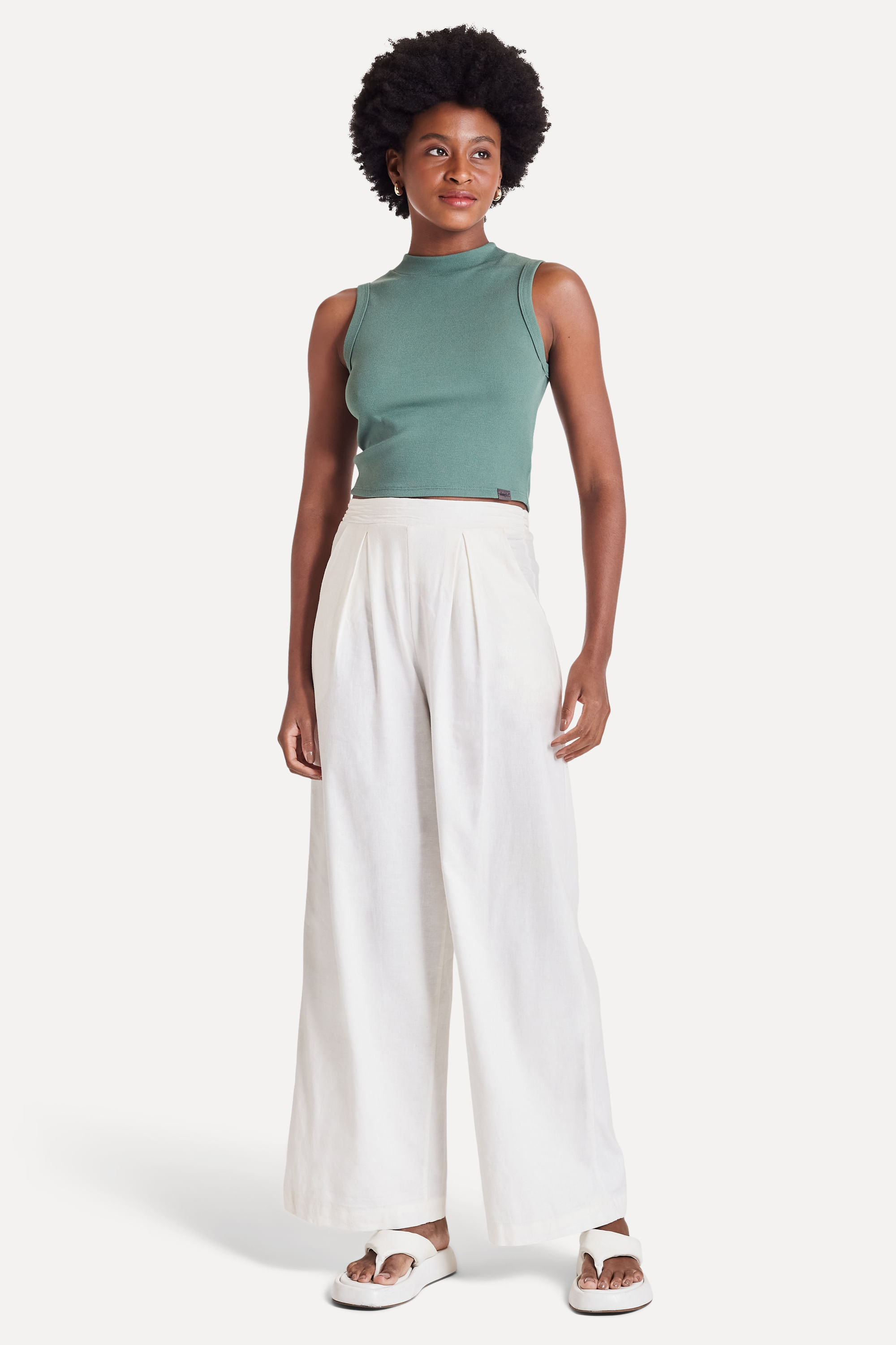 Regata-Nadador-Feminina-em-Malha-Rib-com-Gola-Alta-Verde-Musgo-GGG-05