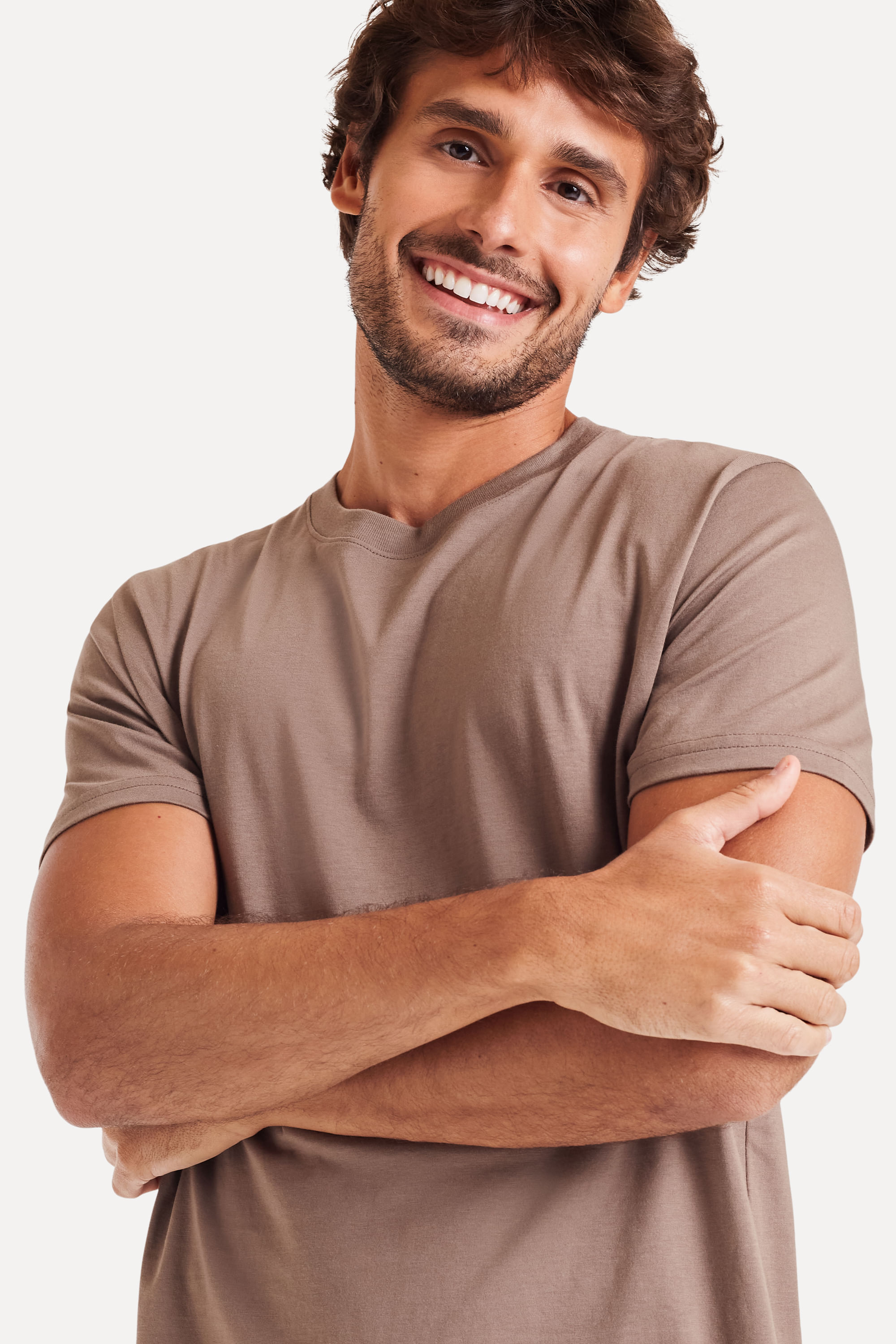 Camiseta-Basica-Masculina-de-Algodao-Peruano-Manga-Curta-Cinza-P-04
