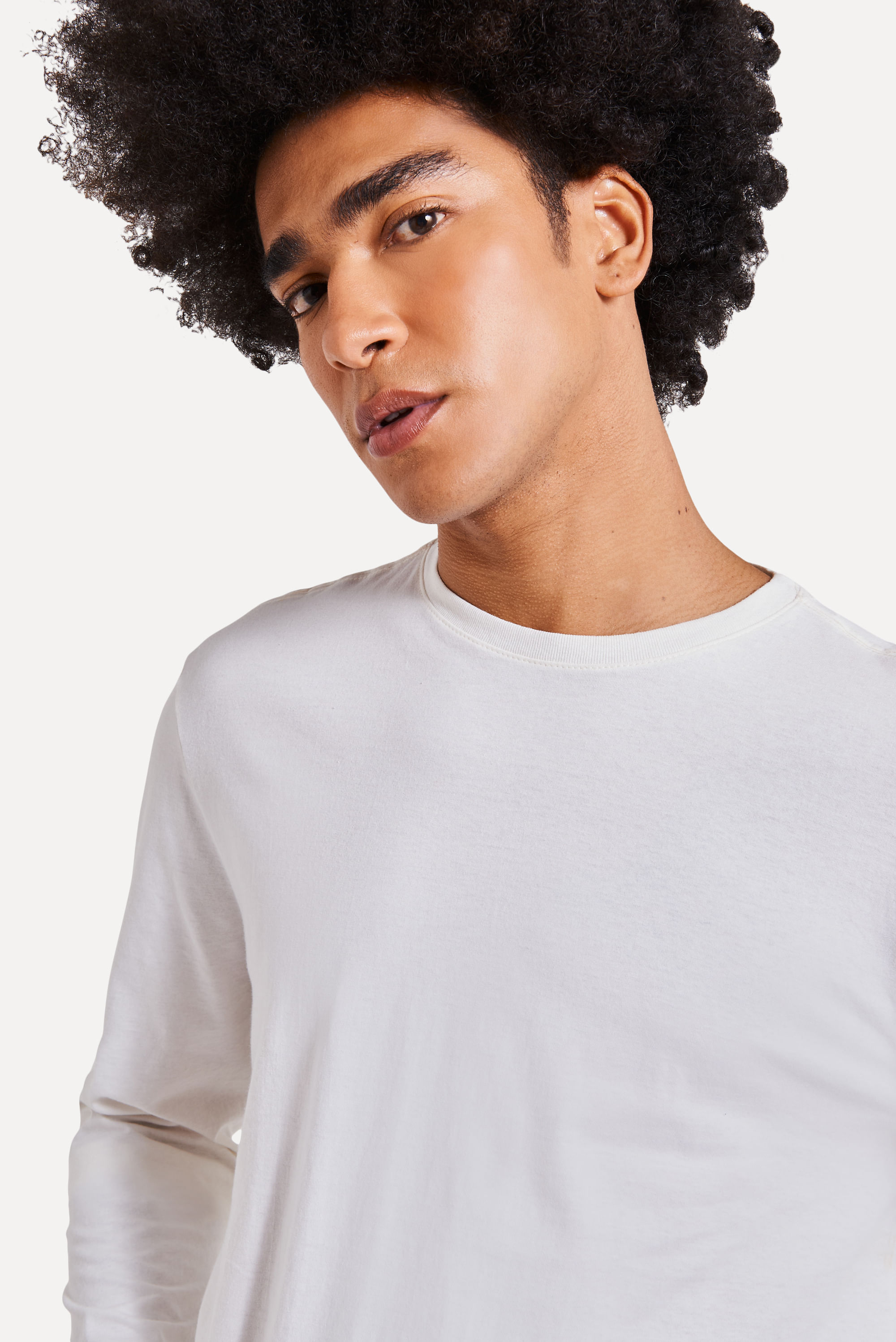 Camiseta-Basica-Masculina-Simples-Manga-Longa-Off-White-P-02