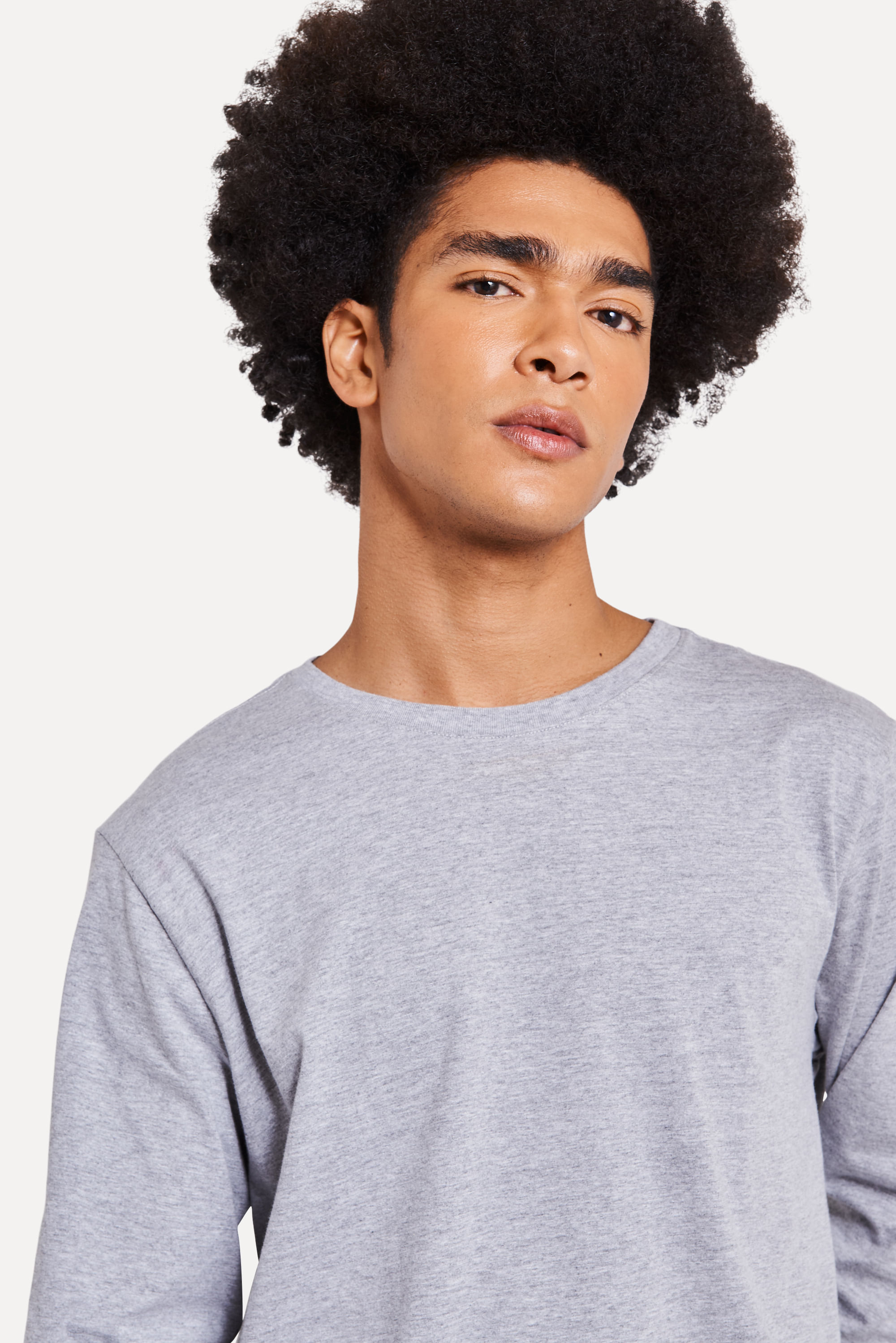 Camiseta-Basica-Masculina-Simples-Manga-Longa-Cinza-Mescla-G-02