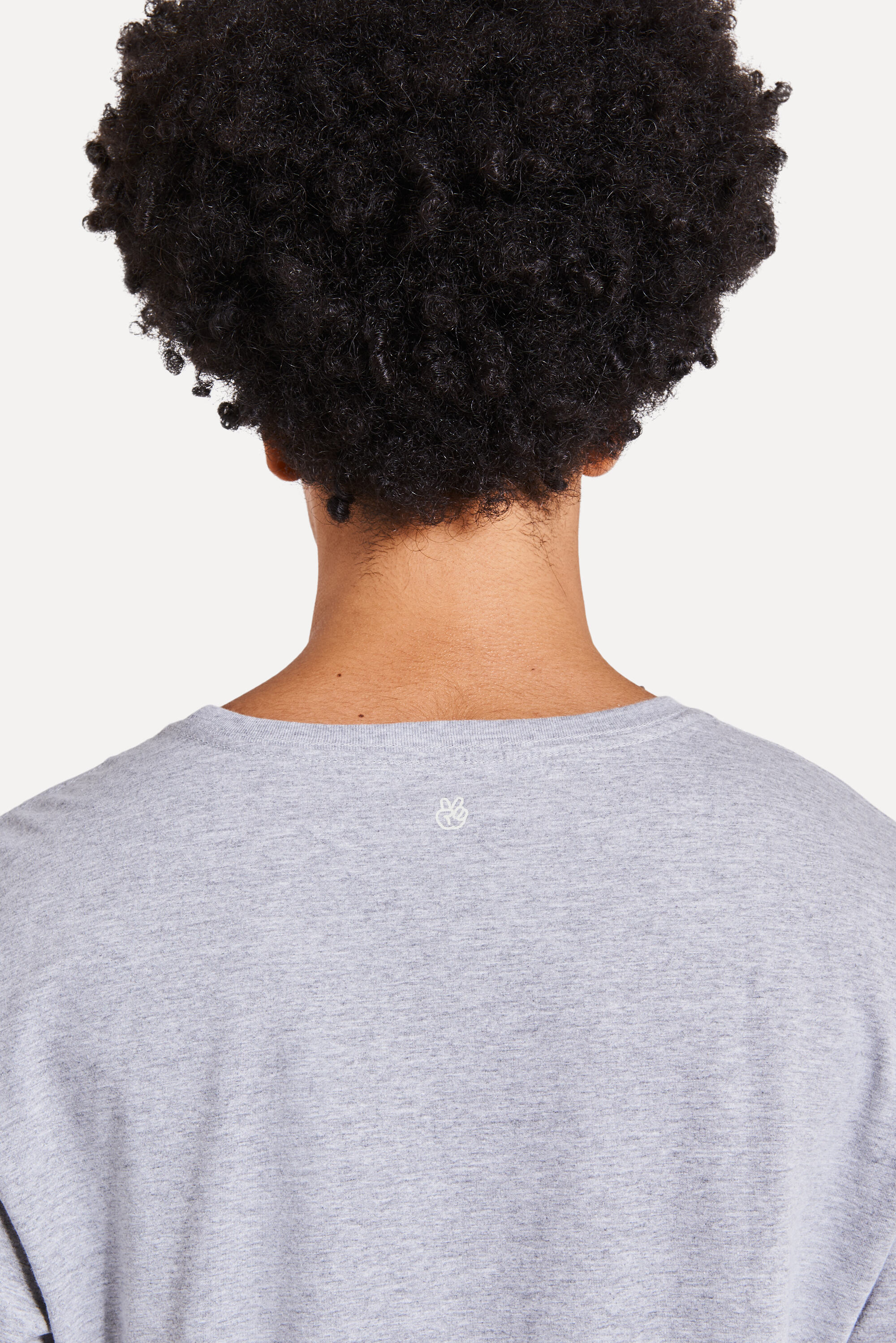 Camiseta-Basica-Masculina-Simples-Manga-Longa-Cinza-Mescla-G-03