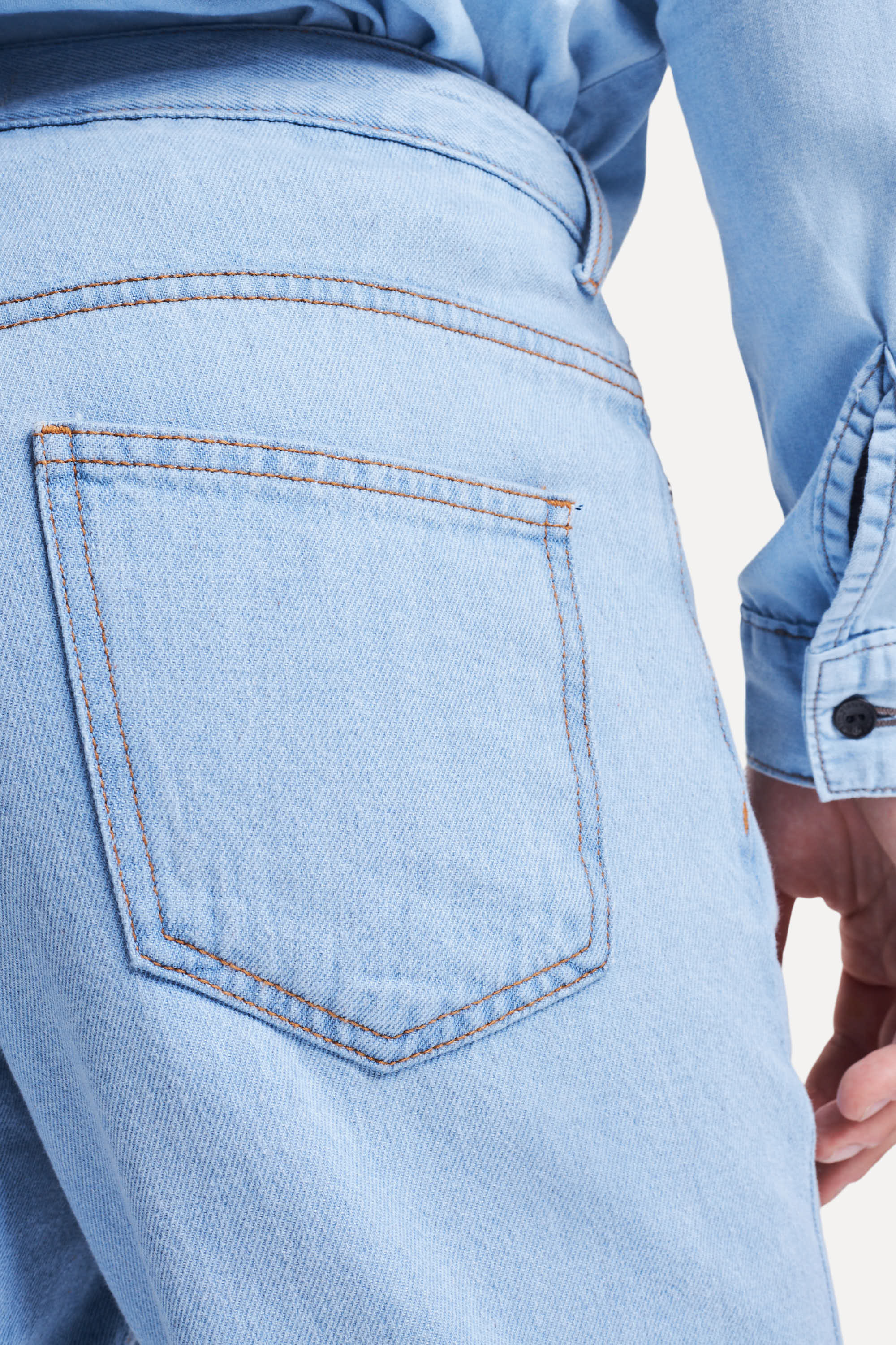 Bermuda-Jeans-Masculina-Simples-Azul-Claro-40-03