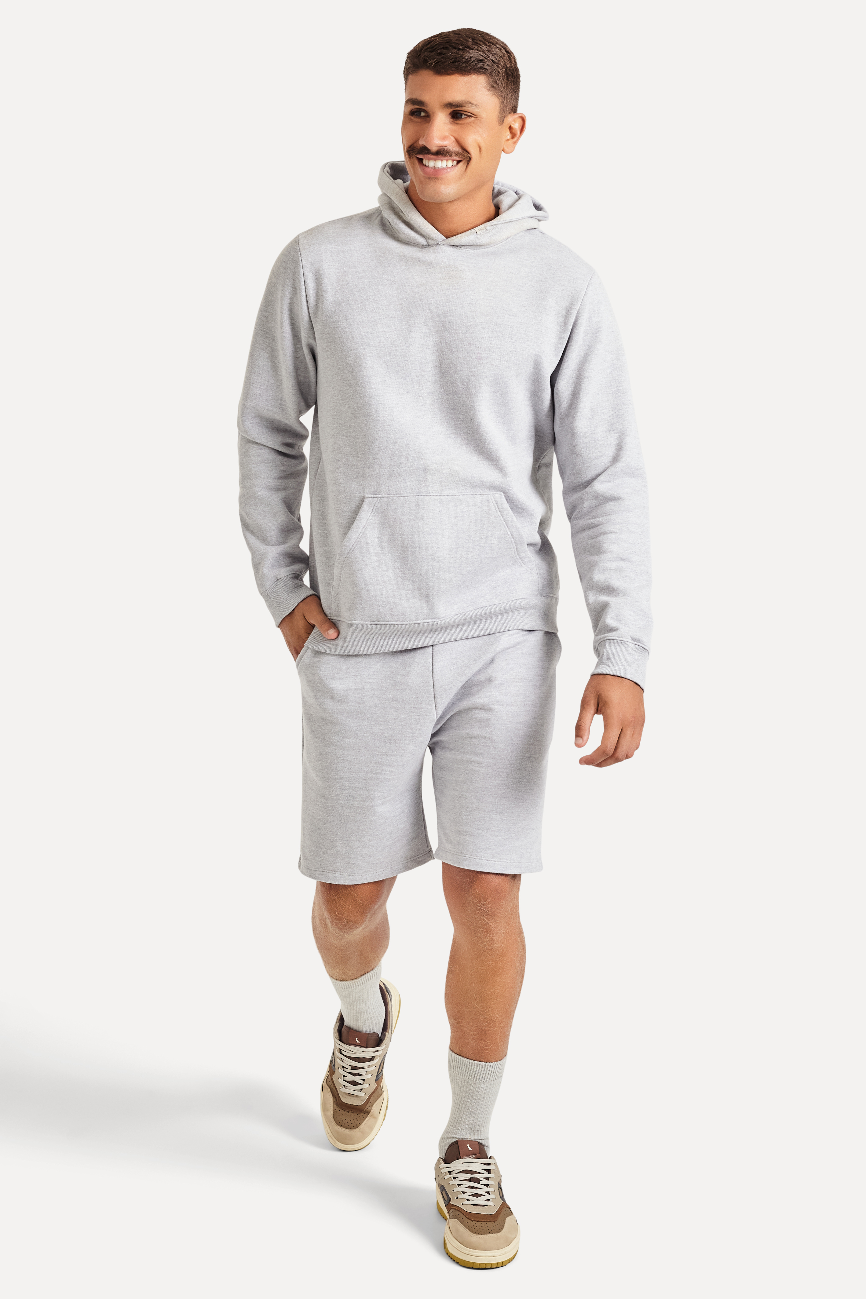 Bermuda-Moletom-Masculina-Simples-com-Elastico-Cinza-Mescla-GG-05