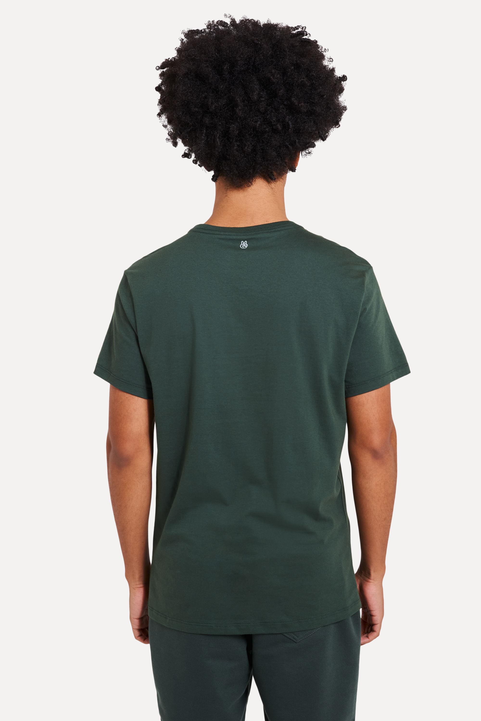 Camiseta-Basica-Masculina-Simples-Manga-Curta-Verde-Musgo-GG-04
