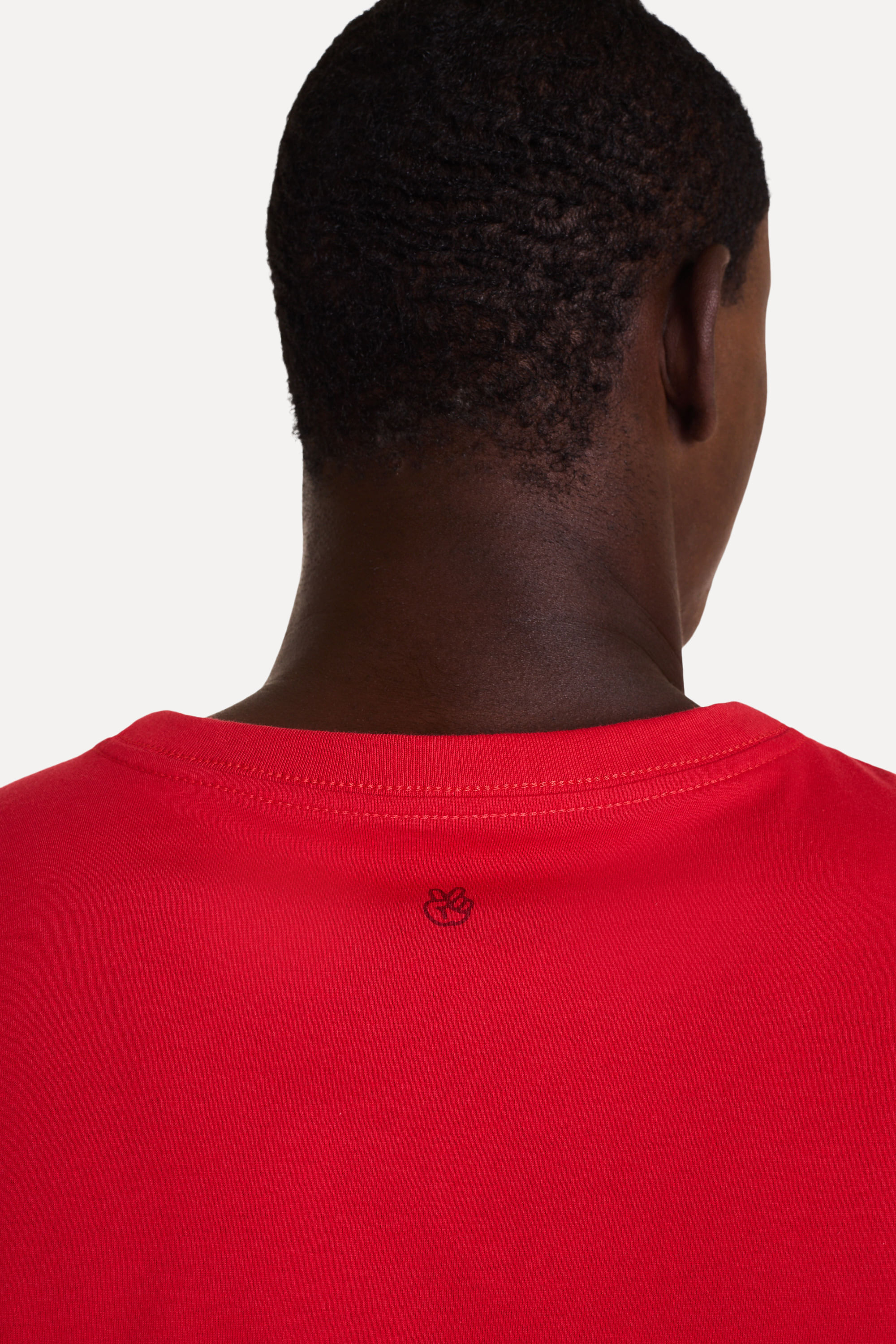 Camiseta-Basica-Masculina-Simples-Manga-Curta-Cereja-P-04